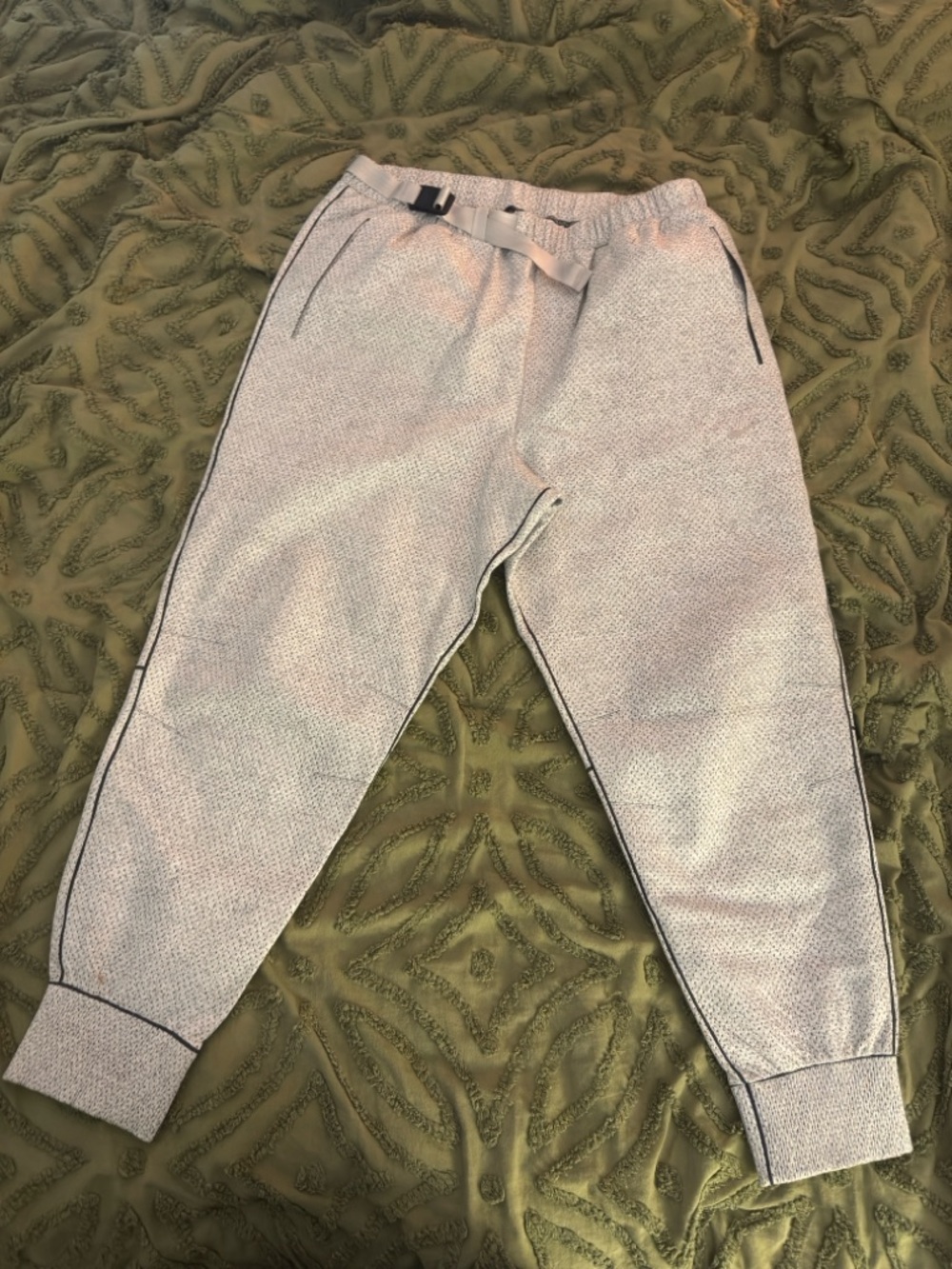 NEW Men's Size L Nike Forward Therma-Fit ADV Tech Pack Joggers Grey DQ4266
